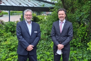 Schulleiter Ulrich Krause und Erik Sachse PM20210806 Impfungen von SchülerInnen